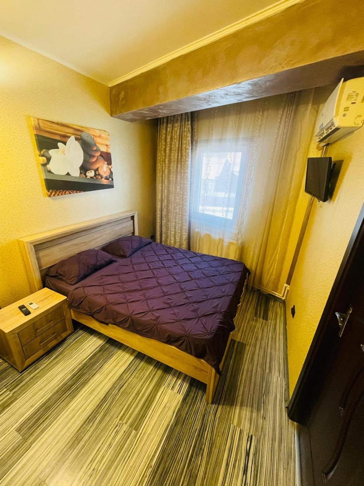 Urban Rez Suites Iasi Exterior foto